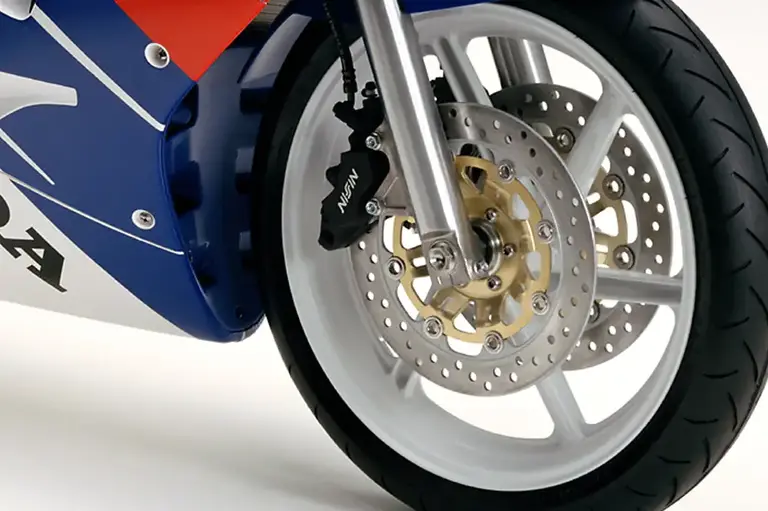 1994-nsr250r-mc28-brakes